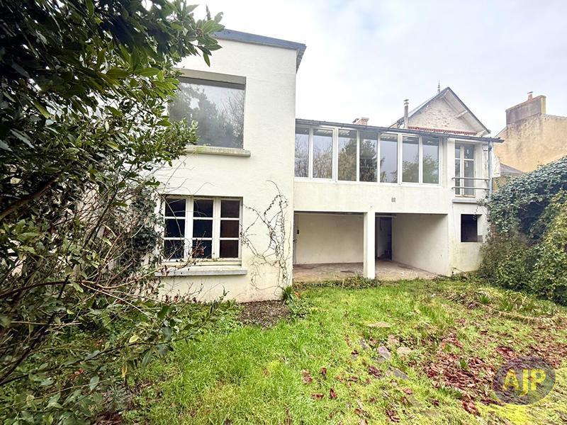 Maison - 123 m² - 6 pièces