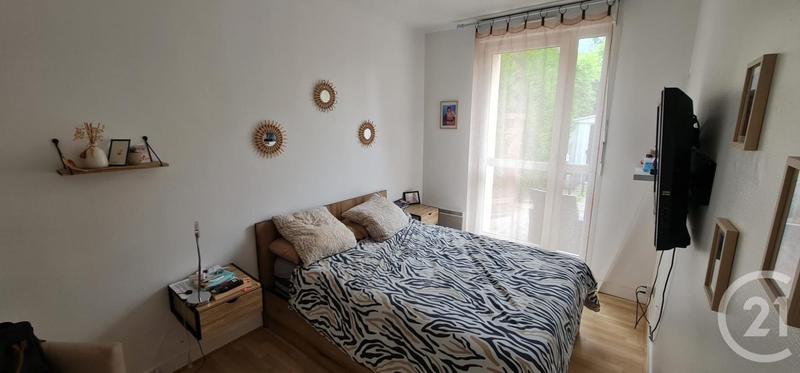 Appartement - 95 m² - 4 pièces