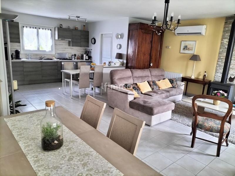 Maison - 101 m² - 4 pièces