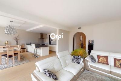 Appartement - 148 m² - 5 pièces