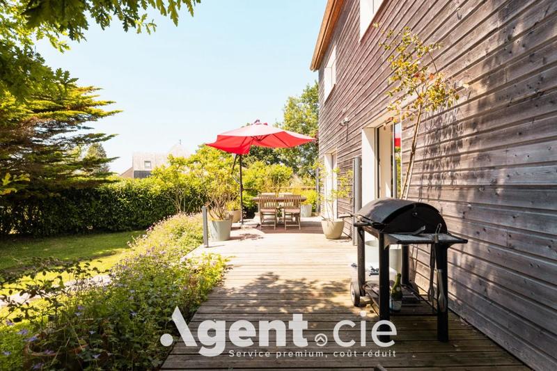 Maison - 143 m² - 7 pièces