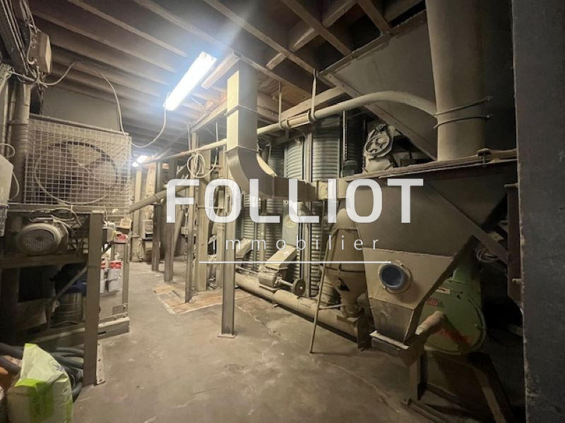 Local d'activité / Entrepôt - 441 m²