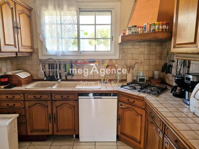 Maison - 93 m² - 4 pièces