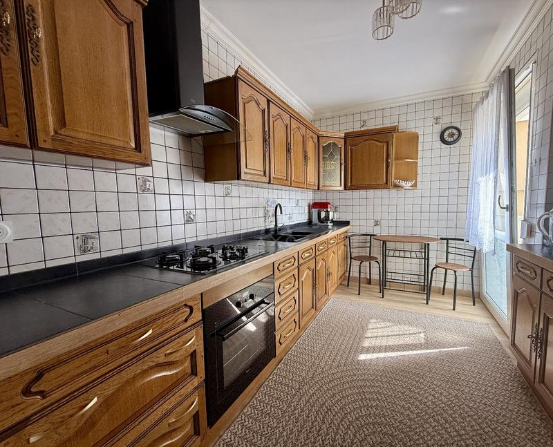 Appartement - 92 m² - 4 pièces