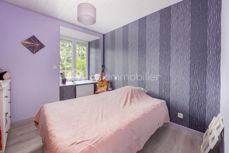 Maison en pierre - 215 m² - 11 pièces