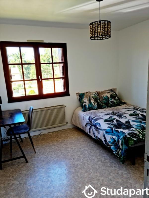 Chambre - 11 m² - 1 pièce