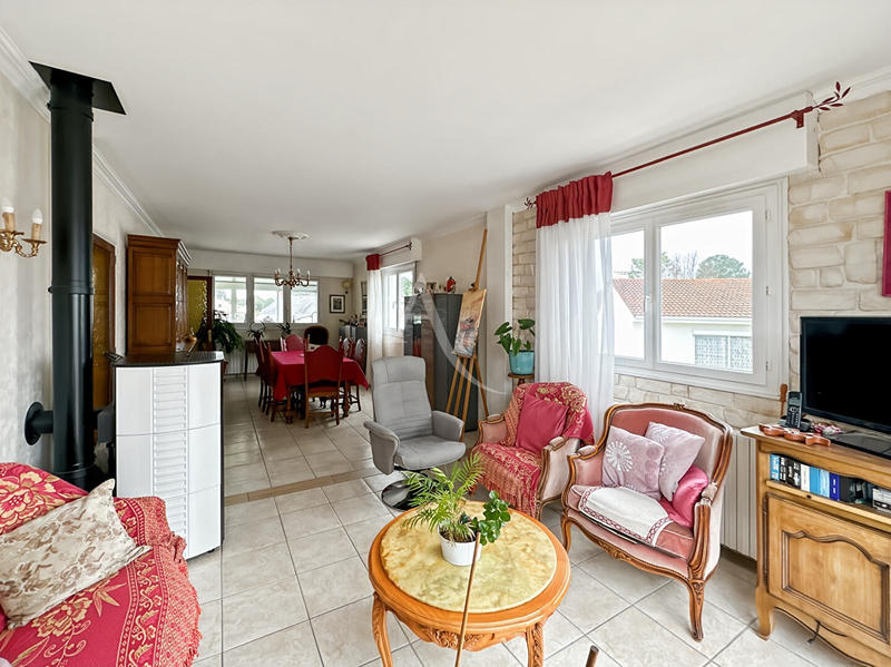 Maison - 136 m² - 6 pièces