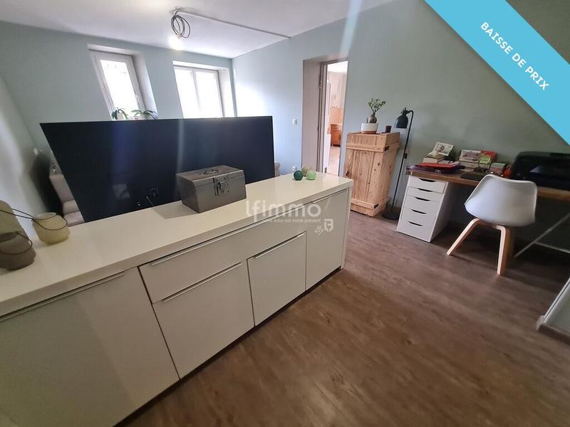 Maison - 212 m² - 9 pièces