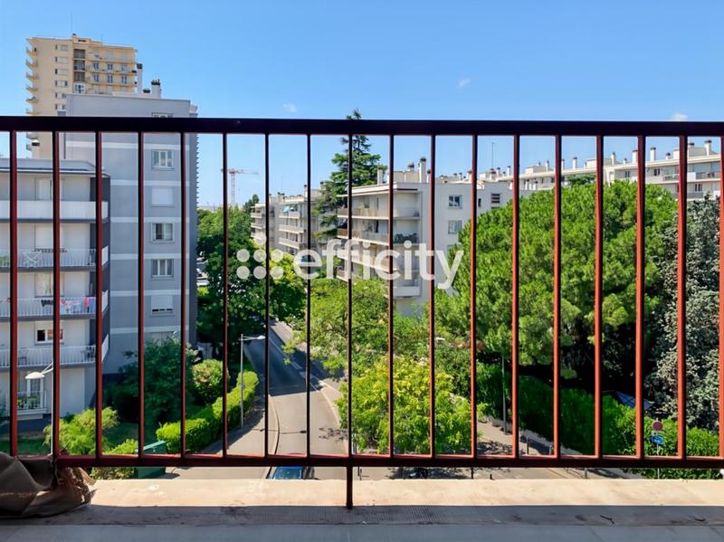 Appartement - 106 m² - 5 pièces