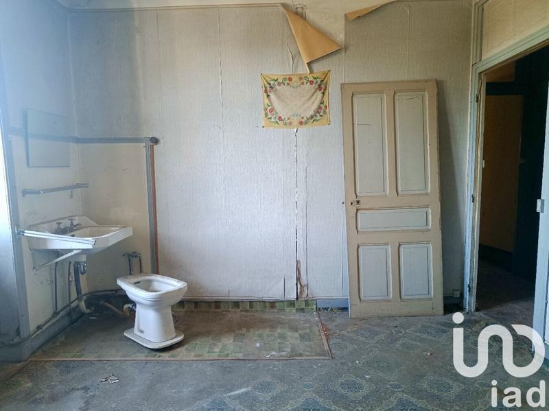 Maison - 253 m² - 8 pièces