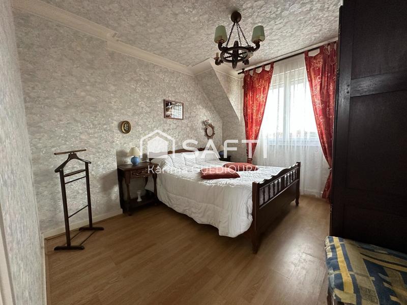 Maison - 138 m² - 7 pièces