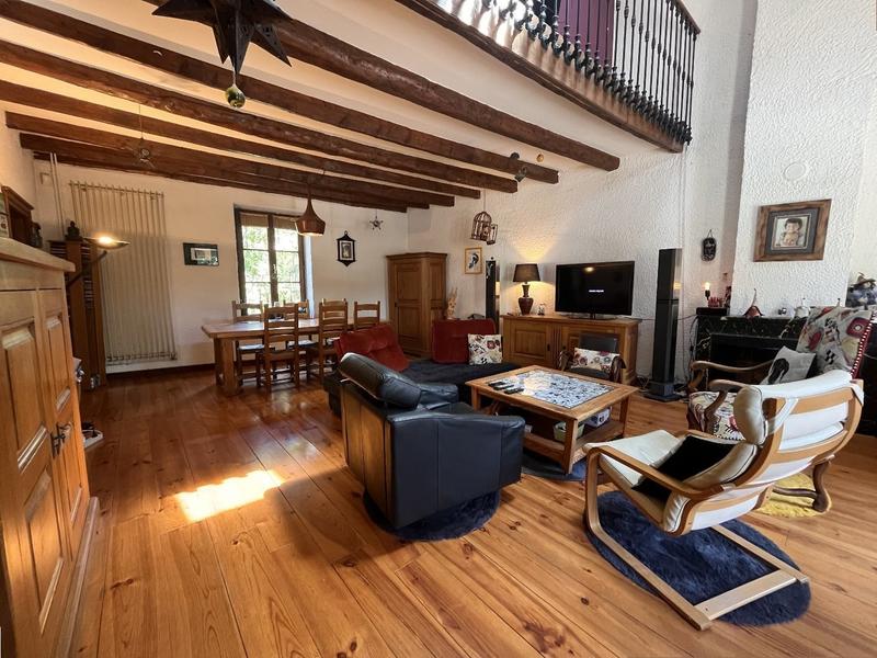 Maison de village - 166 m² - 7 pièces