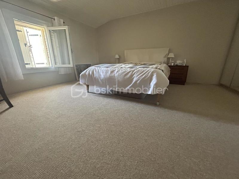 Maison en pierre - 175 m² - 6 pièces