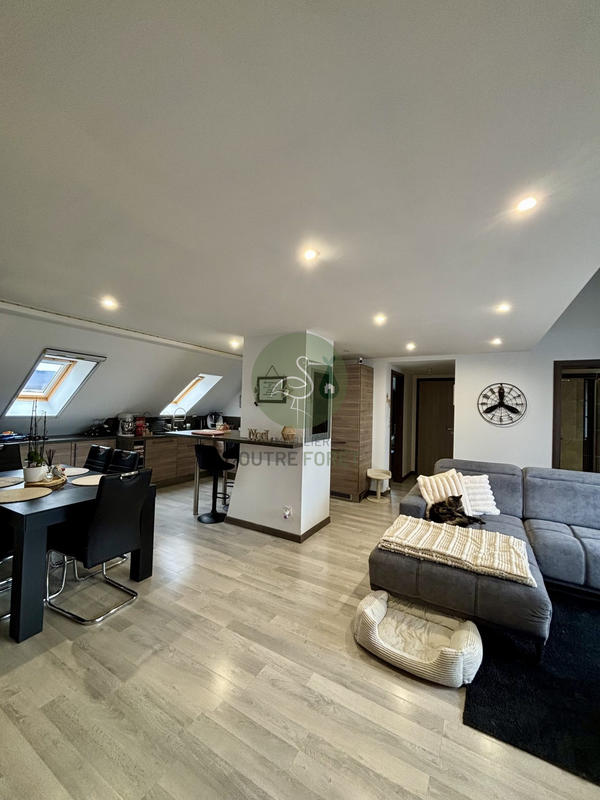 Appartement - 74 m² - 2 pièces