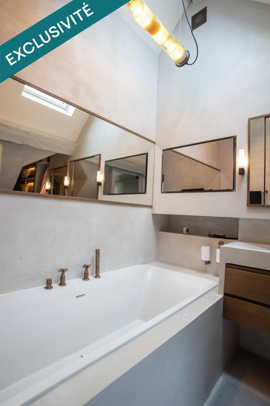 Appartement - 283 m² - 9 pièces