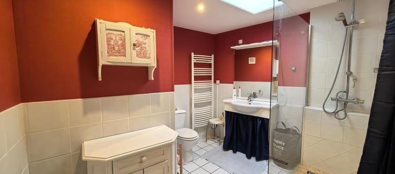 Maison - 272 m² - 11 pièces