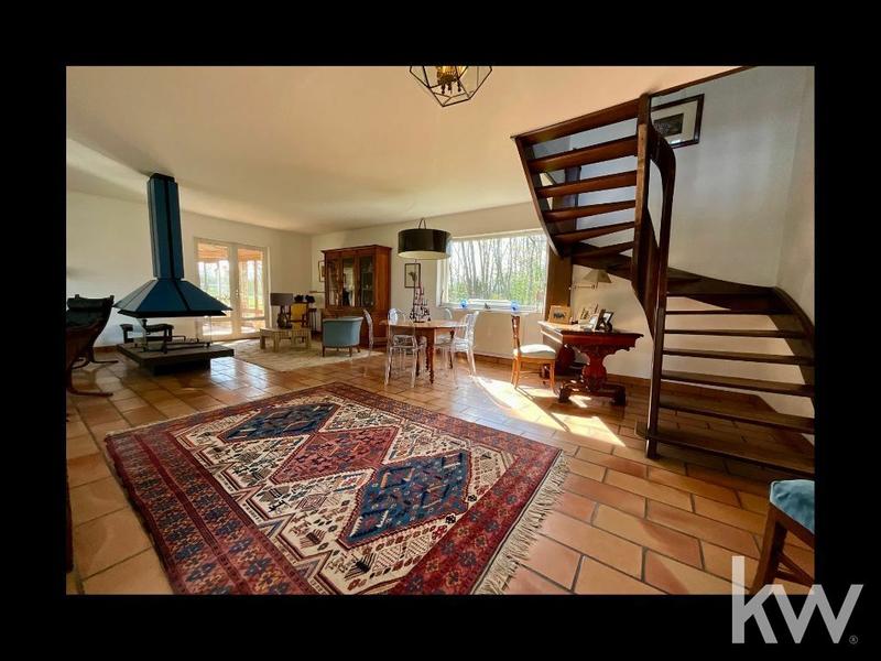 Corps de ferme - 220 m² - 7 pièces