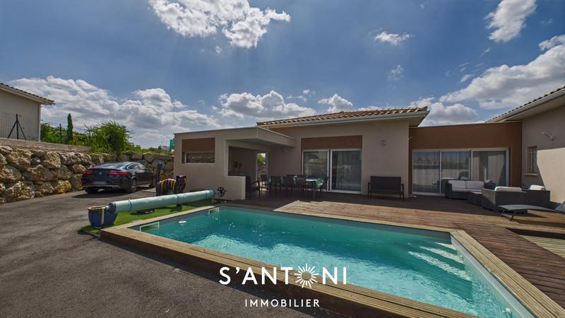 Maison - 135 m² - 4 pièces