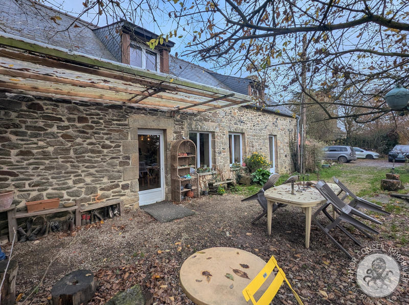 Maison - 169 m² - 8 pièces