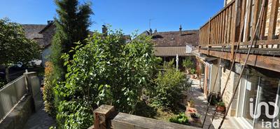 Maison - 422 m² - 10 pièces