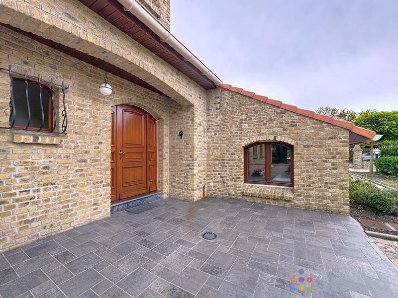 Maison ancienne - 278 m² - 5 pièces