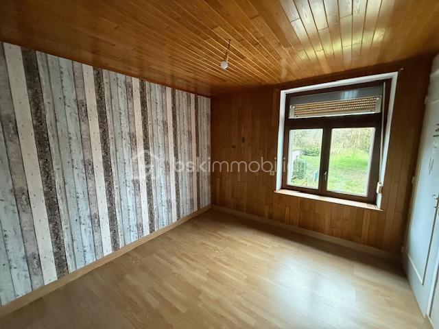 Demeure - 104 m² - 5 pièces