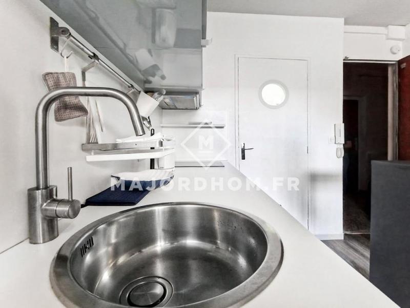 Studio - 14 m² - 1 pièce