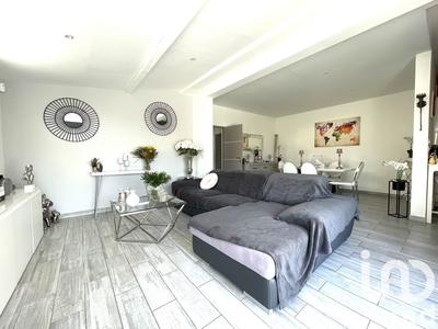 Maison - 92 m² - 5 pièces