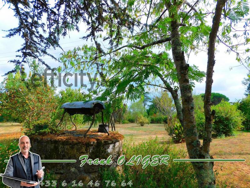 Demeure - 517 m² - 16 pièces