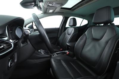 Opel Astra 1.4 Turbo Dynamic 150 ch