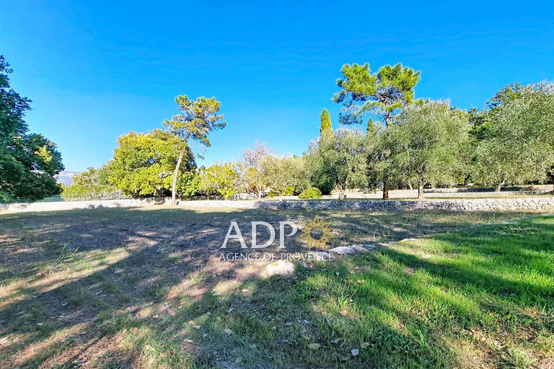 Propriété - 180 m² - 6 pièces