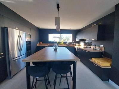 Maison - 153 m² - 6 pièces