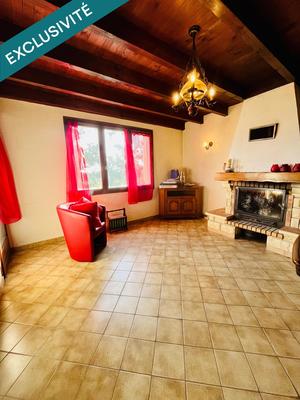 Maison - 90 m² - 5 pièces