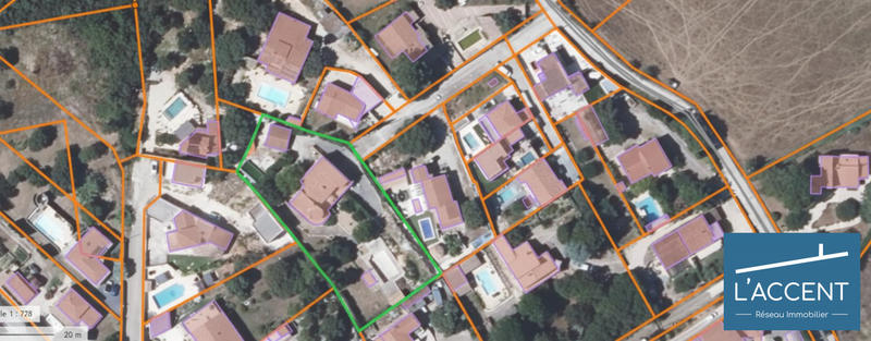 Villa - 262 m² - 10 pièces