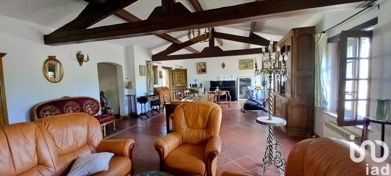 Maison - 174 m² - 5 pièces