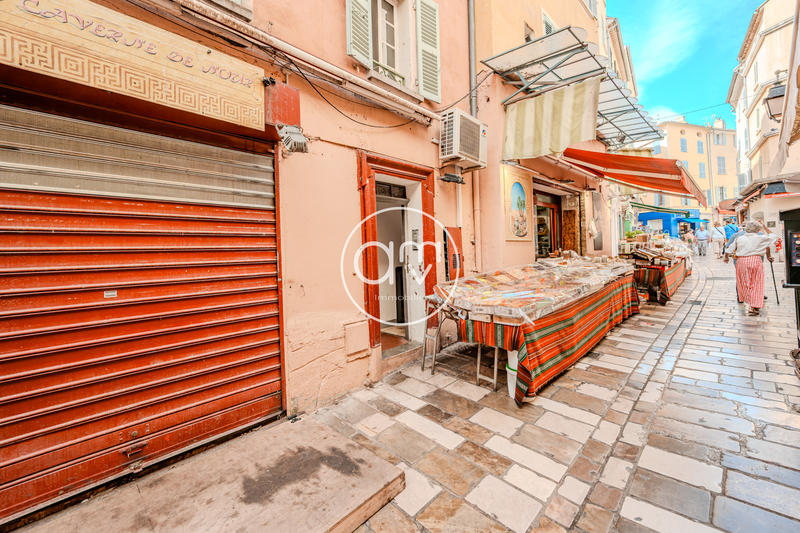 Immeuble - 135 m² - 4 pièces