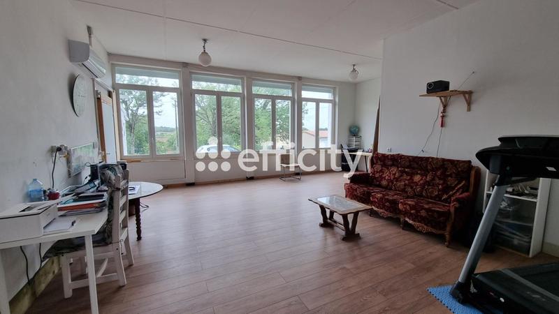 Maison - 205 m² - 8 pièces