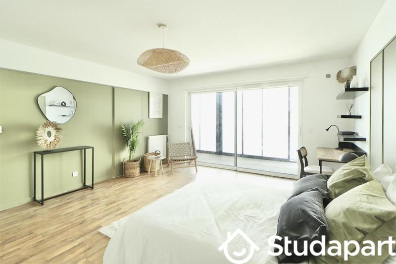 Chambre - 10 m² - 1 pièce