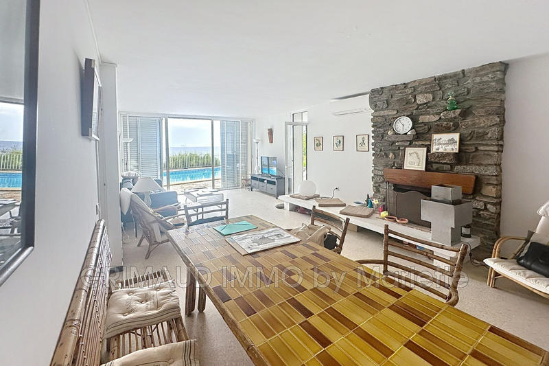 Maison - 187 m² - 10 pièces