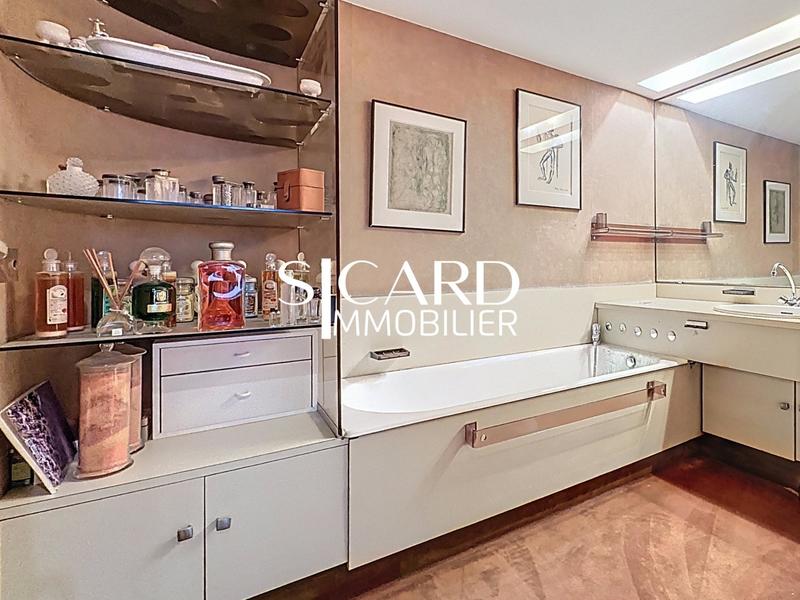 Appartement - 94 m² - 4 pièces