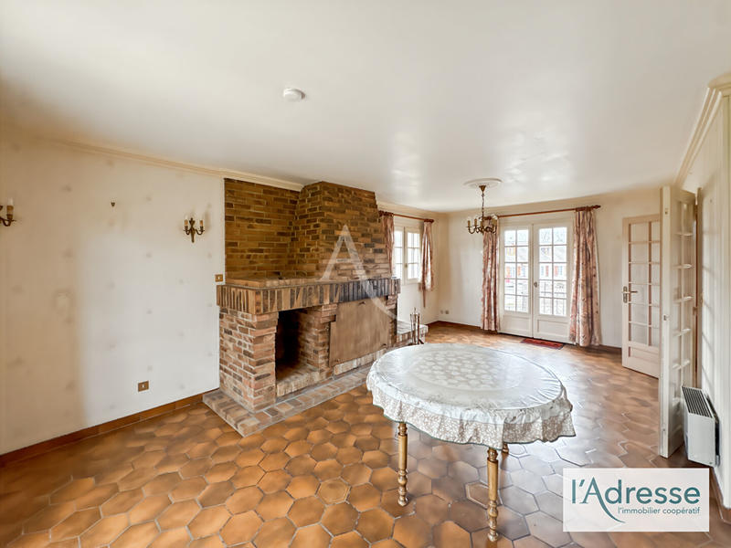 Maison - 90 m² - 5 pièces