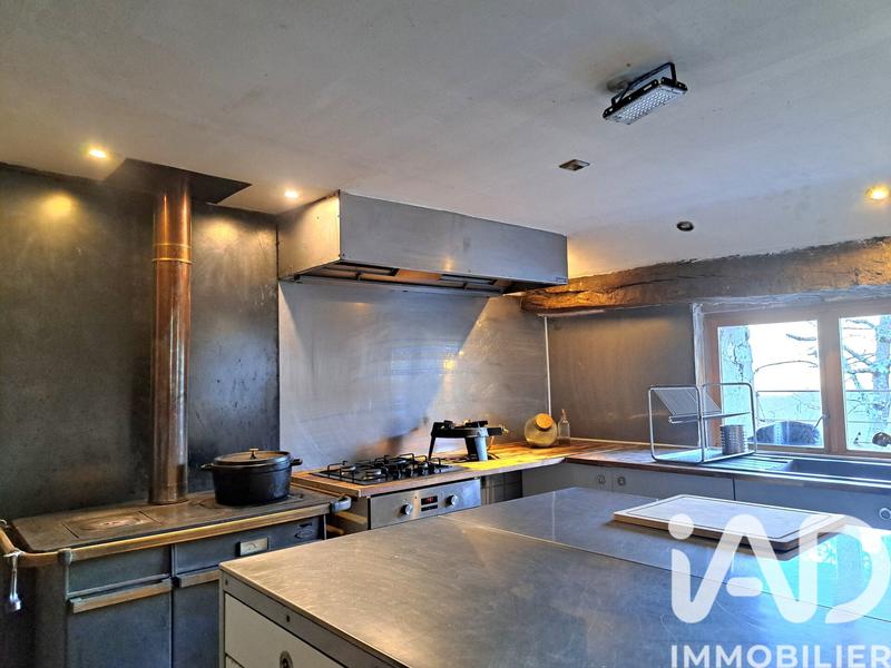 Maison - 500 m² - 12 pièces