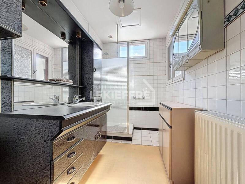 Maison - 160 m² - 5 pièces