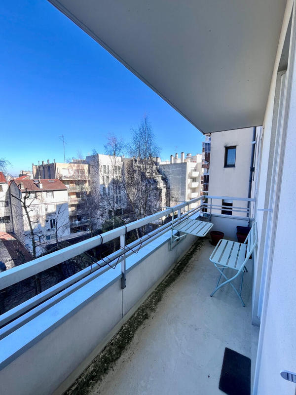 Appartement - 79 m² - 4 pièces