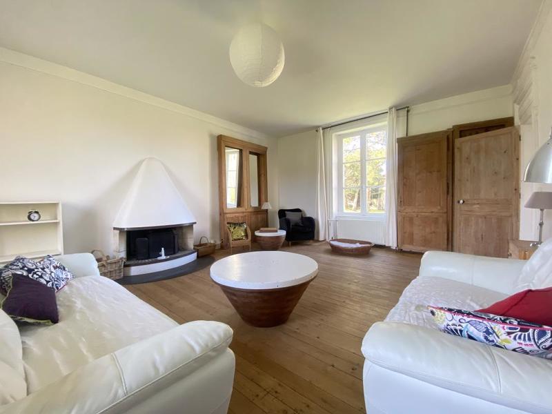 Maison - 209 m² - 8 pièces