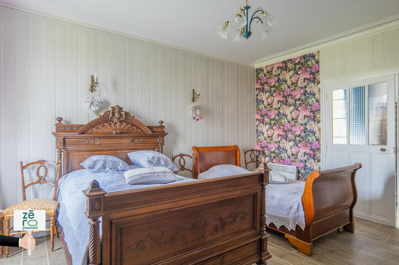 Maison - 200 m² - 6 pièces