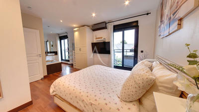 Maison - 102 m² - 5 pièces