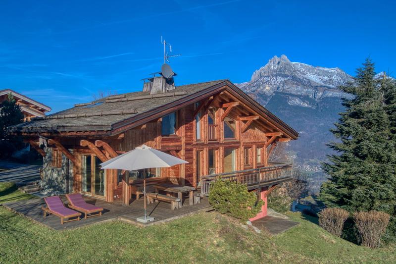 Châlet - 206 m² - 9 pièces