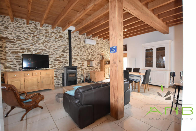 Maison - 138 m² - 5 pièces