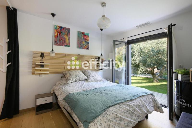 Villa - 147 m² - 5 pièces